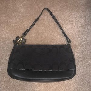 small coach purse/wristlet